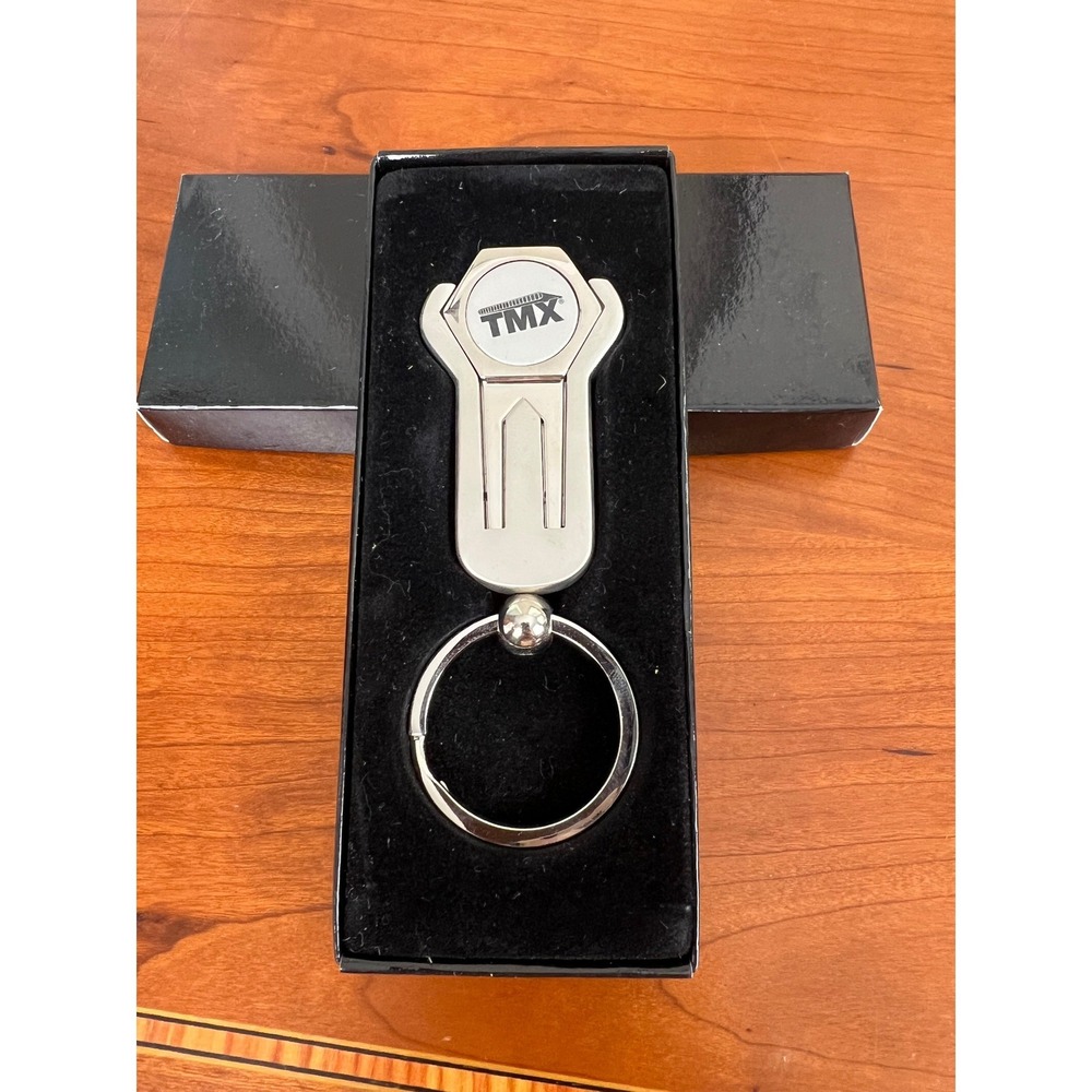TMX Golf Divot Tool Keychain Magnetic Ball Marker Silver Golf Accessory with Box